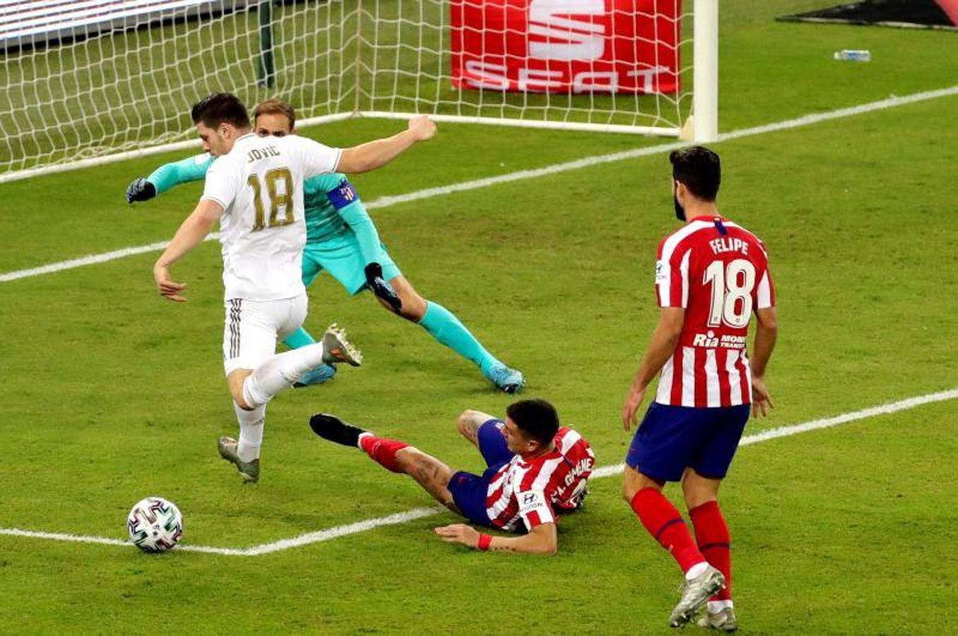 Fotos: Las mejores imágenes del Real Madrid-Atlético