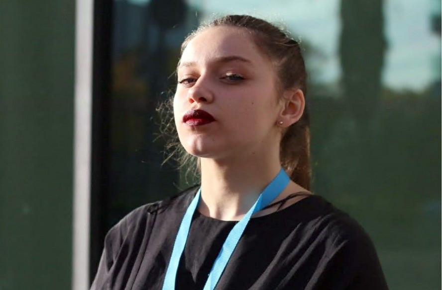 Eva, 19 años. Sada-Carnoedo (A Coruña).