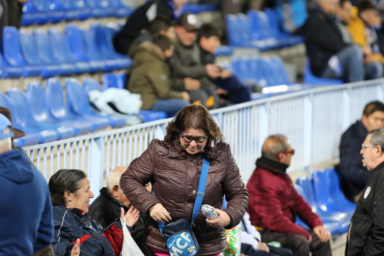 Fotos: ¿Has estado en el partido Málaga-Ponferradina? ¡Búscate en nuestra galería!