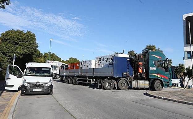 Imagen principal - Premios Goya 2020: El Martín Carpena comienza a transformarse para la ceremonia de entrega