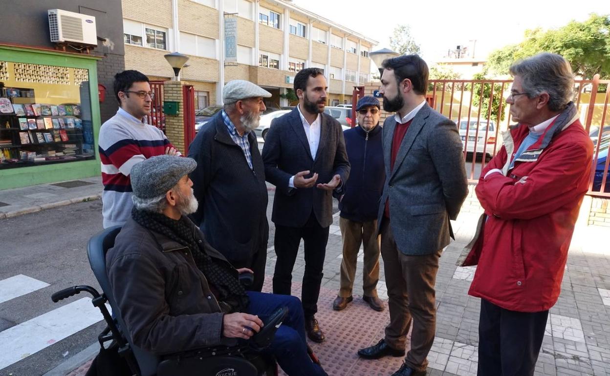 Daniel Pérez denuncia que el alcalde quiere «eliminar» uno de los colegios públicos de Málaga