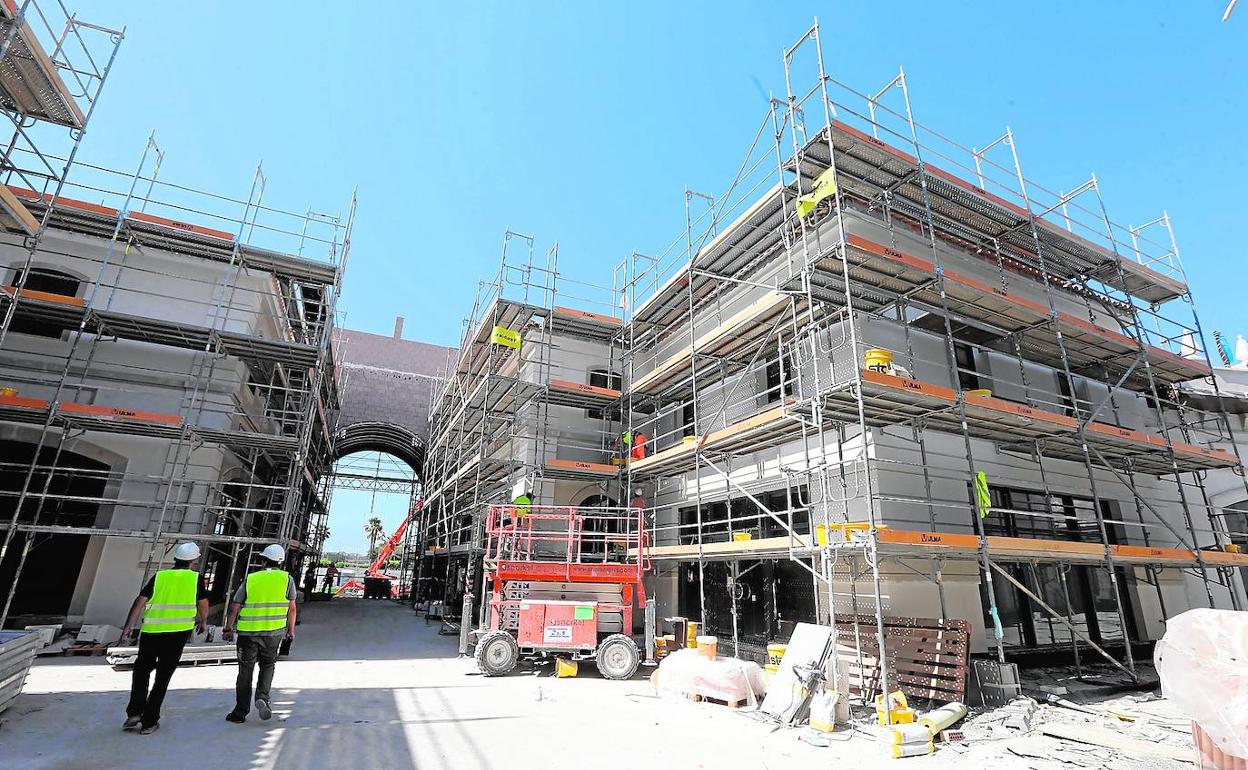 Obras del 'outlet' de Plaza Mayor 