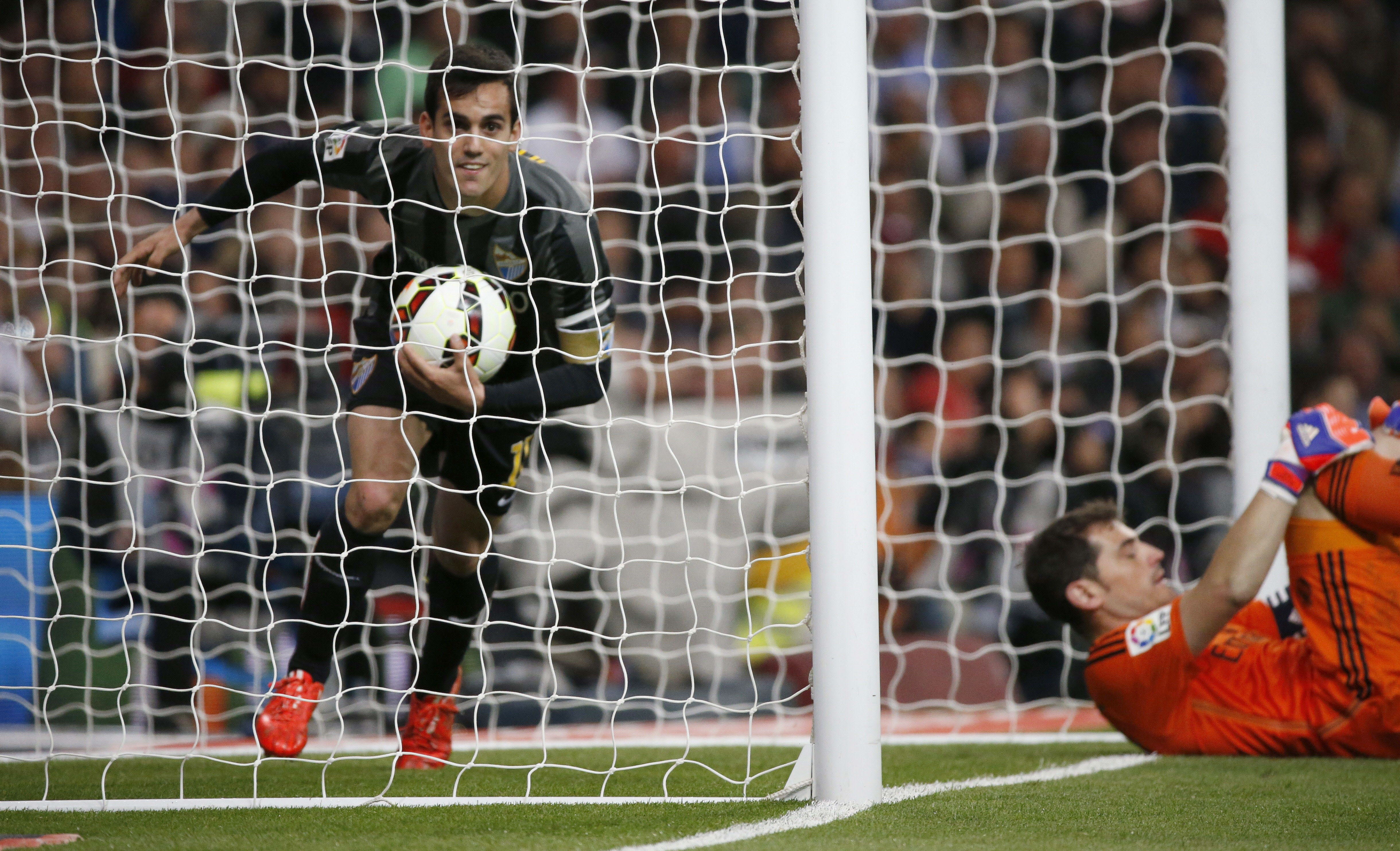 Repasamos los últimos diez años de Juanmi en imágenes. El malagueño es el segundo jugador más joven de la historia del club blanquiazul en debutar en Liga y Copa, sólo por detrás de Fabrice Olinga.