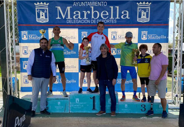 Unos 500 corredores participaron en la prueba del Circuito de Campo a Través de la Diputación de Málaga, en la que Cristian Benítez y Jalaba Enni se alzaron como ganadores.