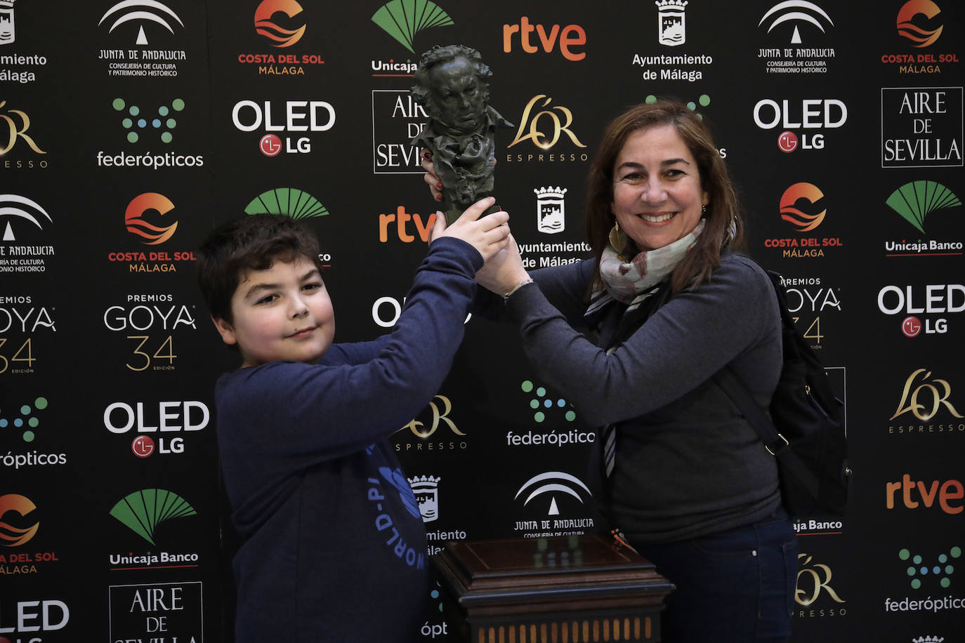 Fotos: Fotografíate con la estatuilla de los Goya en el Ayuntamiento de Málaga hasta el 24 de enero