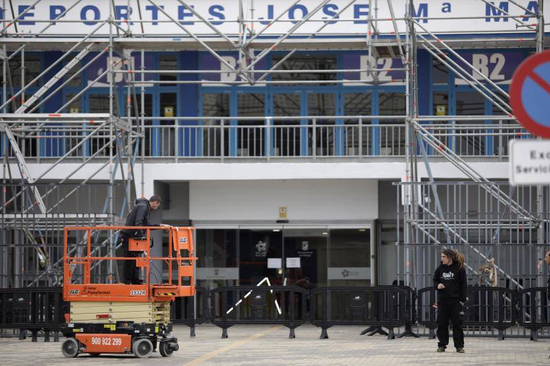 Preparativos para la gala, ayer en el Martín Carpena 