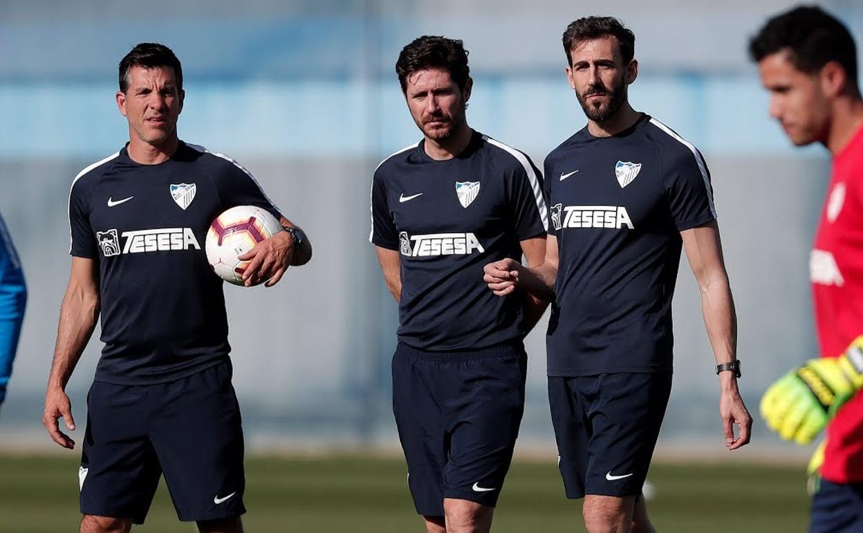 A la izquierda, Koke junto a Víctor y el segundo David Dóngia, cuando entrenaban al Málaga.