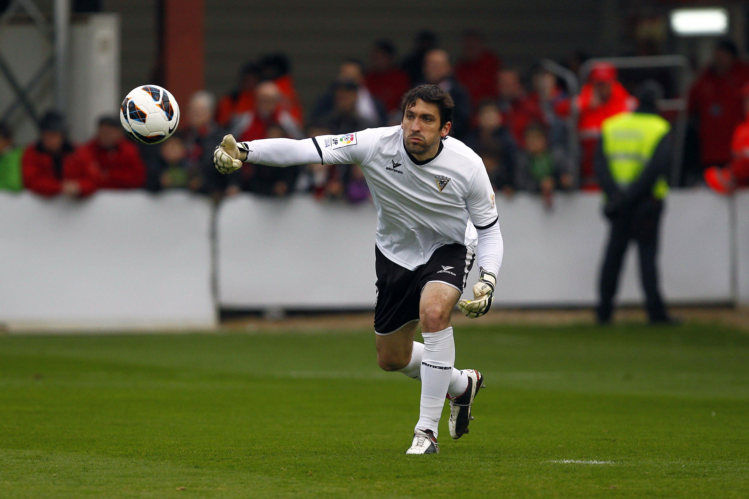 Es uno de los pocos jugadores que han vestido las dos camisetas que mañana domingo se enfrentarán en La Rosaleda (12.00 horas, Movistar LaLiga1).