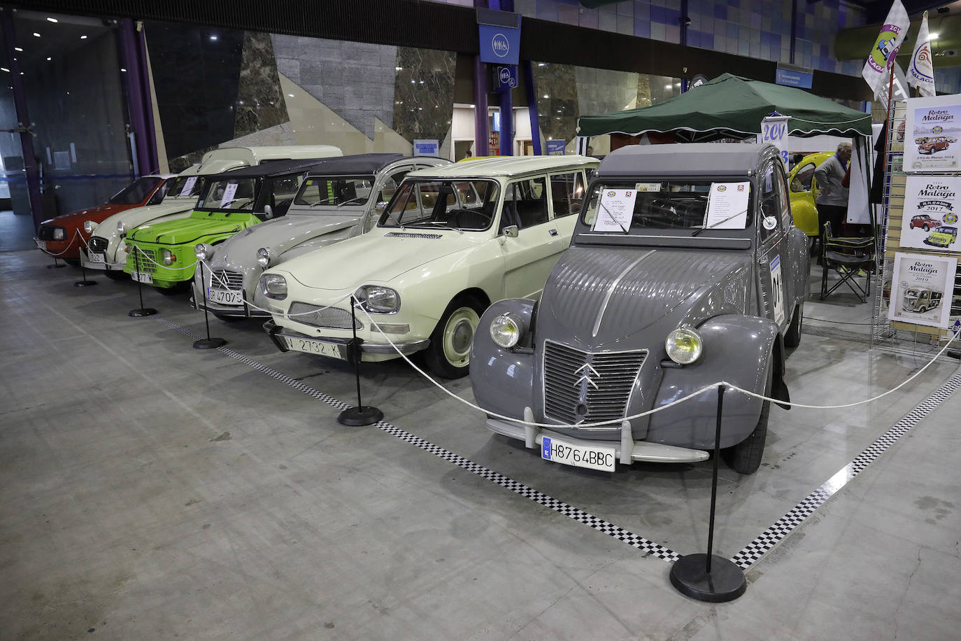 Fotos: Los espectaculares coches del Salón Retro Málaga