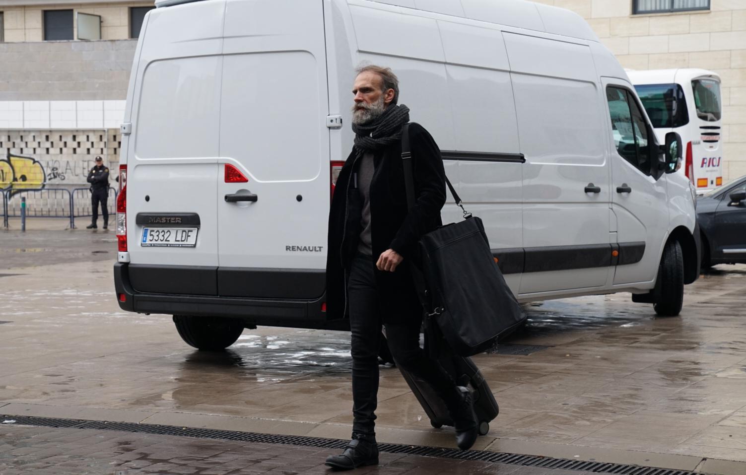 La jornada de los premios Goya que acoge el palacio de los Deportes José María Martín Carpena, en imágenes.