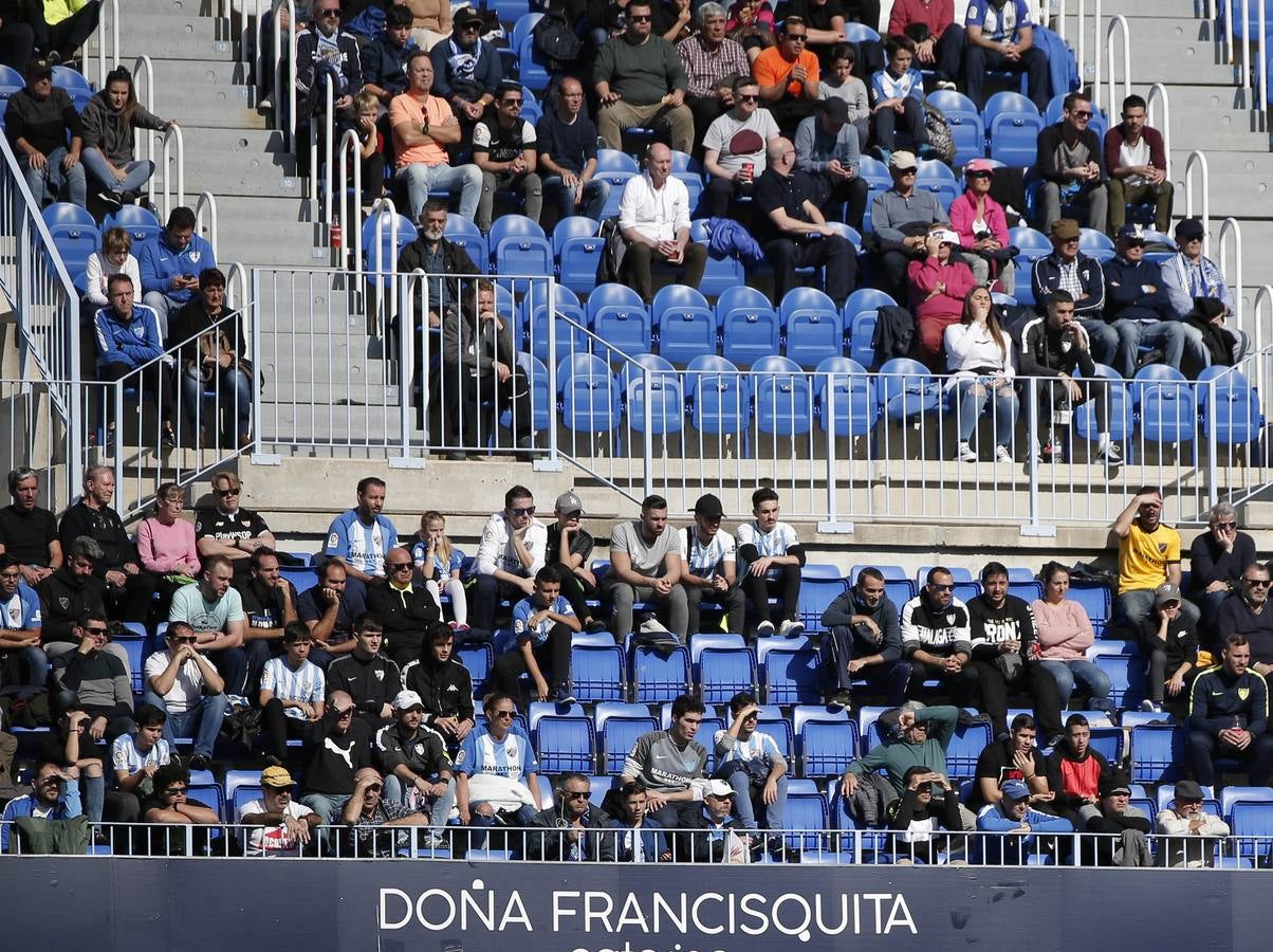 Las mejores imágenes de los aficionados que asistieron al Málaga.Mirandés (2-2)