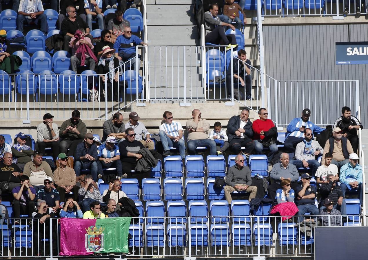 Las mejores imágenes de los aficionados que asistieron al Málaga.Mirandés (2-2)