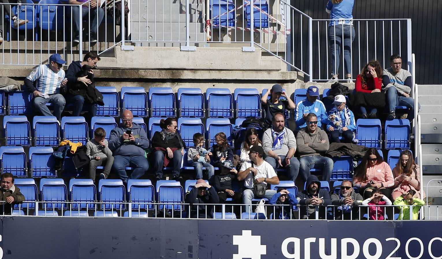 Las mejores imágenes de los aficionados que asistieron al Málaga.Mirandés (2-2)