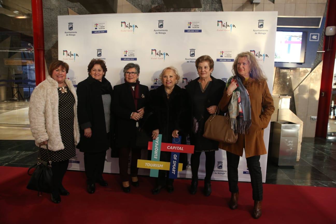 Unos 900 invitados asisten al acto, celebrado en el Palacio de Ferias de Málaga. 