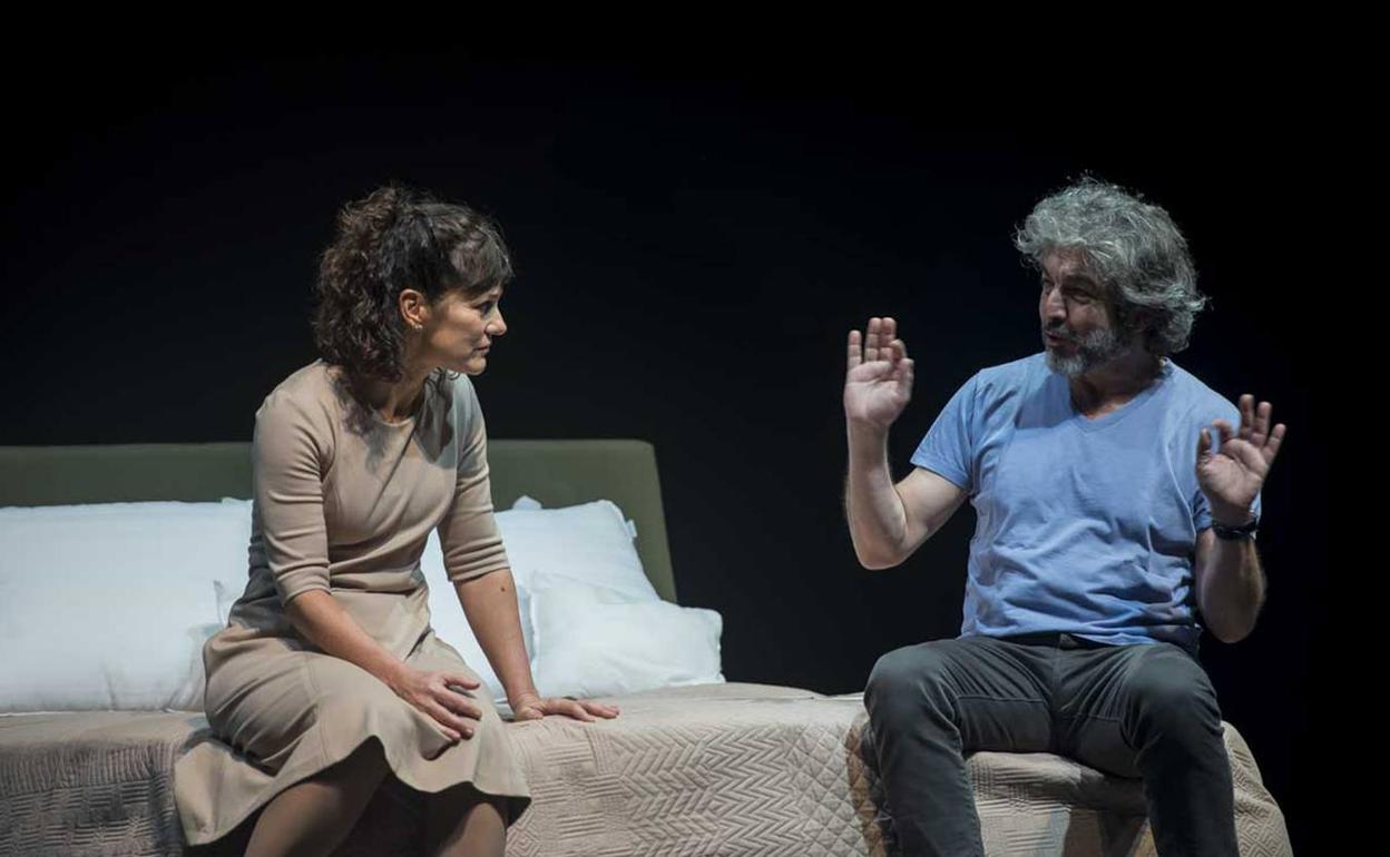 Andrea Prieta y Ricardo Darín, en una función de 'Escenas de la vida conyugal'.
