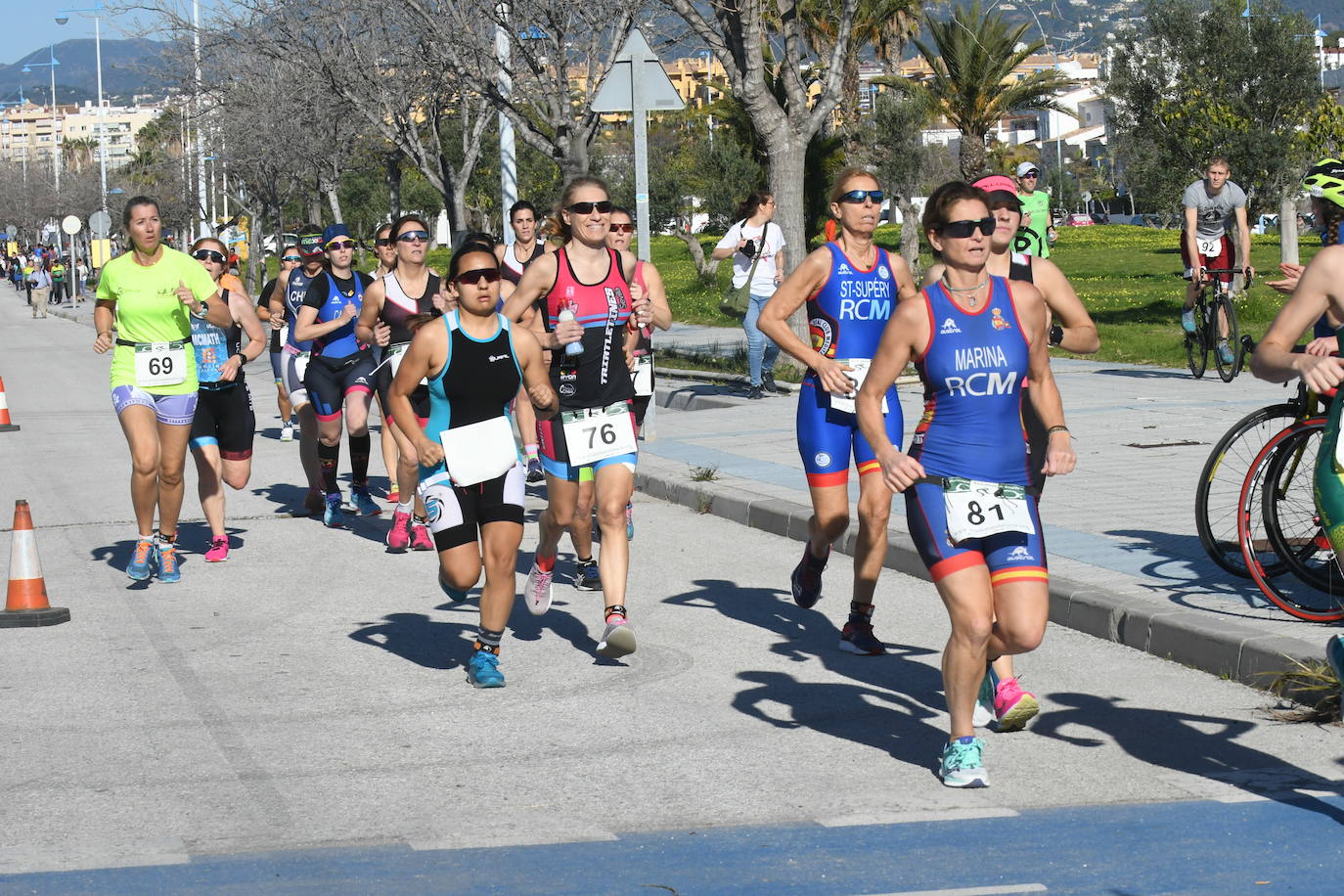 Unos 800 atletas se han dado cita en esta cita deportiva que incluye esta edición como novedad una promoción para deportistas no federados de categorías alevín e infantil