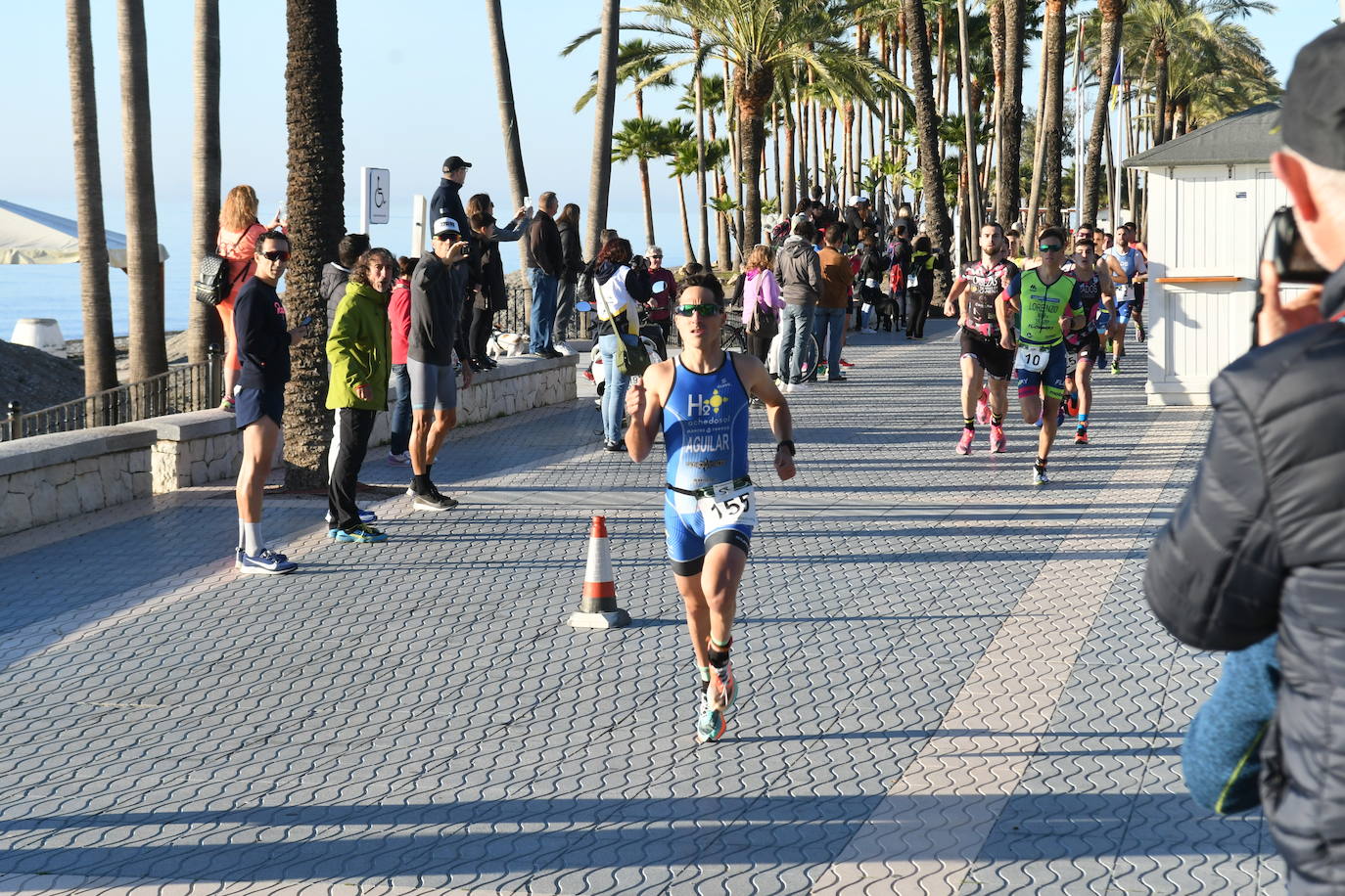 Unos 800 atletas se han dado cita en esta cita deportiva que incluye esta edición como novedad una promoción para deportistas no federados de categorías alevín e infantil