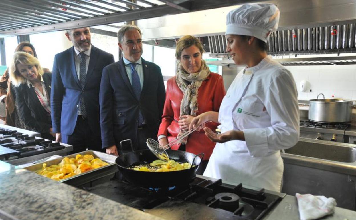 Maldonado, Bendodo y Blanco, esta mañana en una visita a La Cónsula