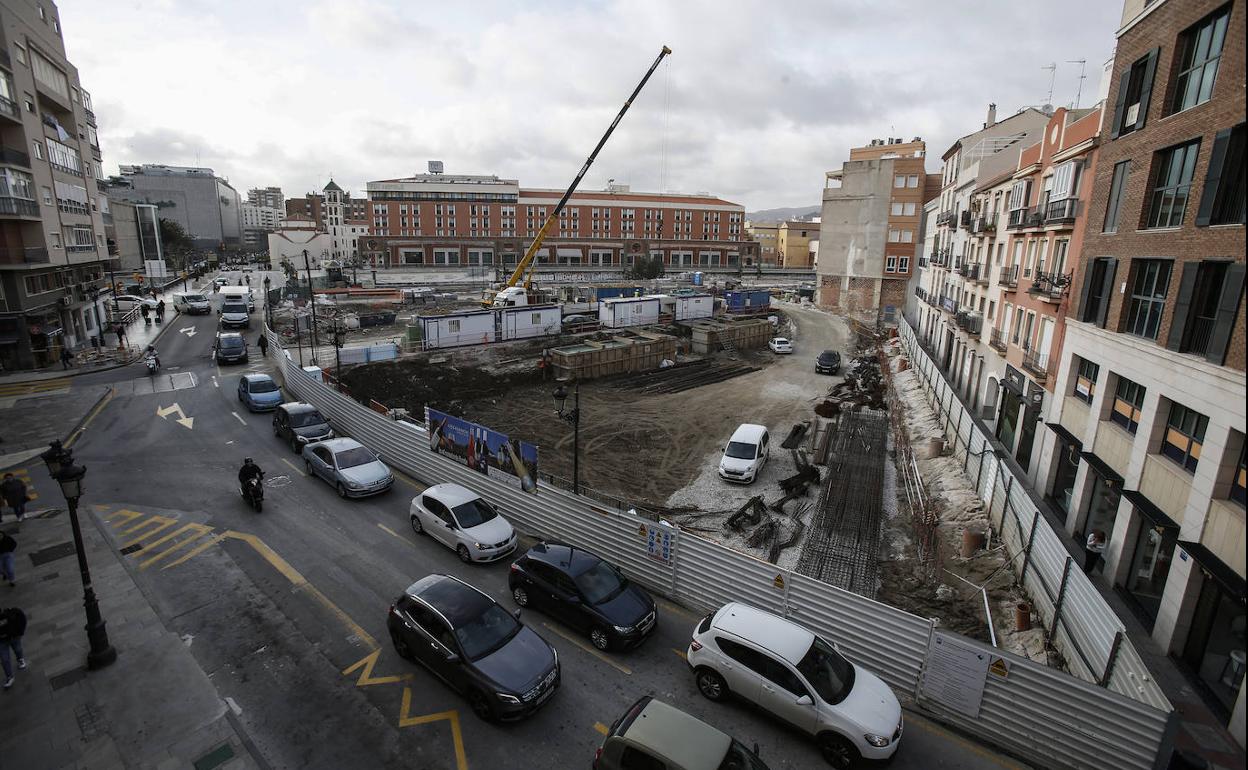 Trabajos para la construcción del aparcamiento subterráneo sobre el que se levantará el hotel. 