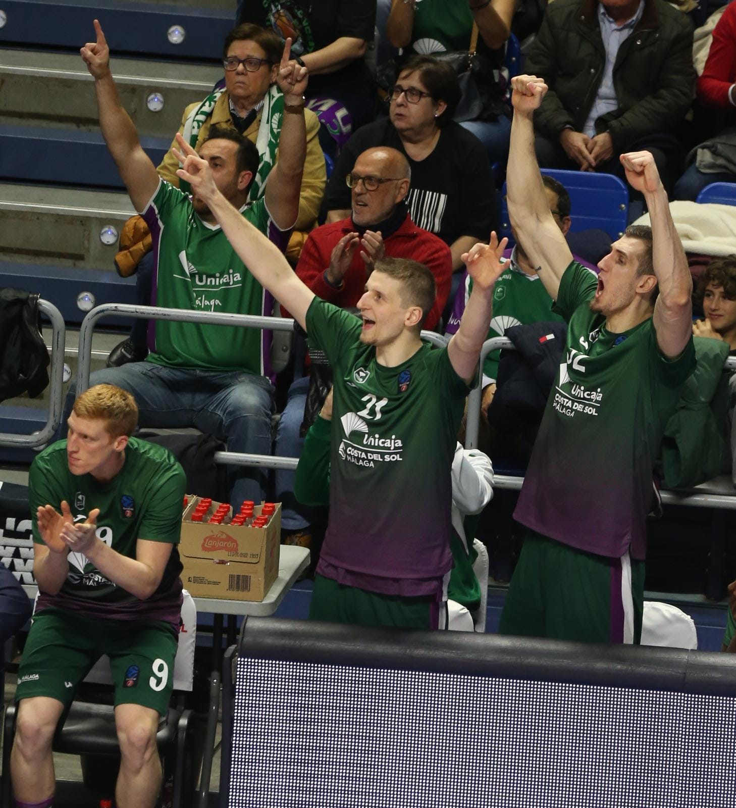 El conjunto malagueño recibió al equipo turco en un partido clave cara a la siguiente fase de la Eurocup