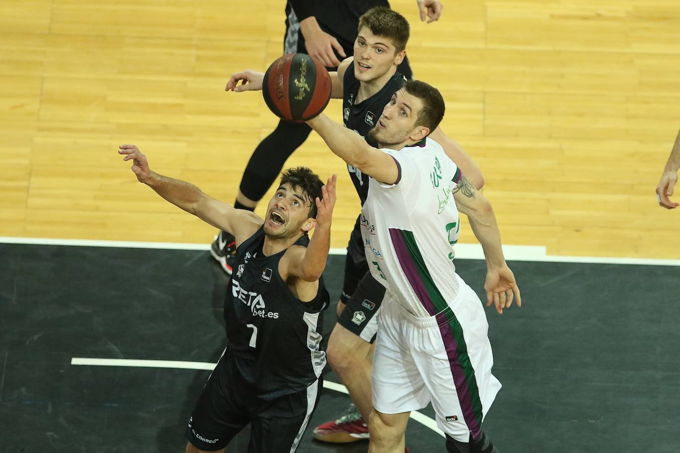 Fotos: El Bilbao-Unicaja, en imágenes