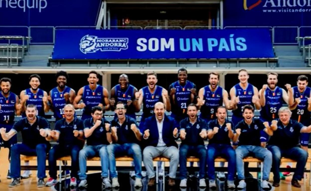 La plantilla del Andorra en un instante del vídeo elaborado para la Copa. 
