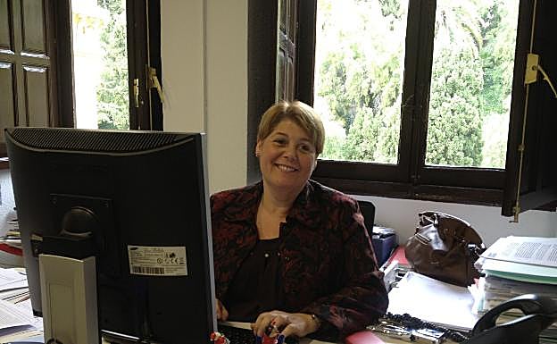 En la imagen, Mari Carmen Moreno, en el grupo socialista. 