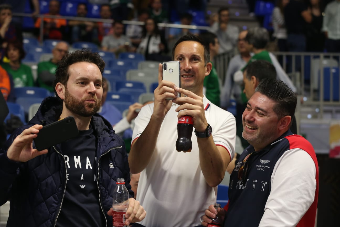 Llenazo en el Carpena para ver el Real Madrid-Valencia y el Unicaja-Andorra