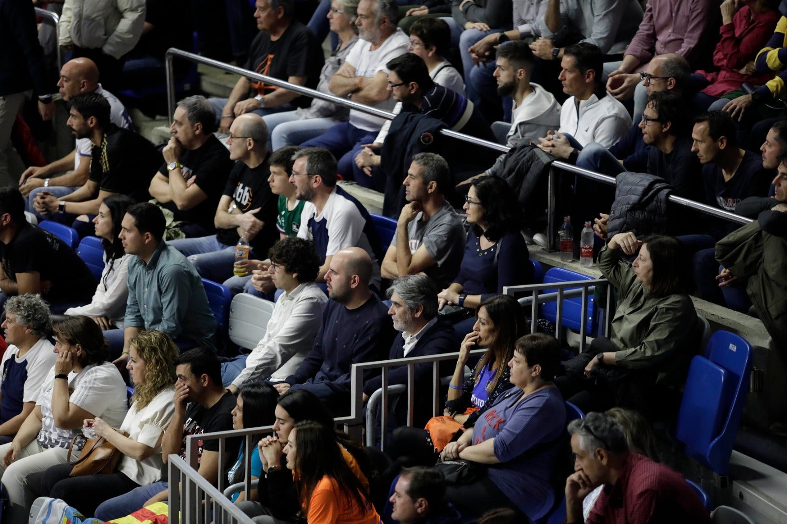 Llenazo en el Carpena para ver el Real Madrid-Valencia y el Unicaja-Andorra