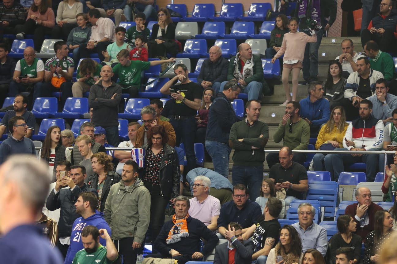 Gradas llenas en el Martín Carpena para ver el Unicaja-Real Madrid