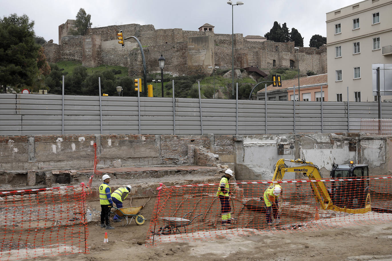 Fotos: Excavaciones arqueológicas en la parcela del Astoria