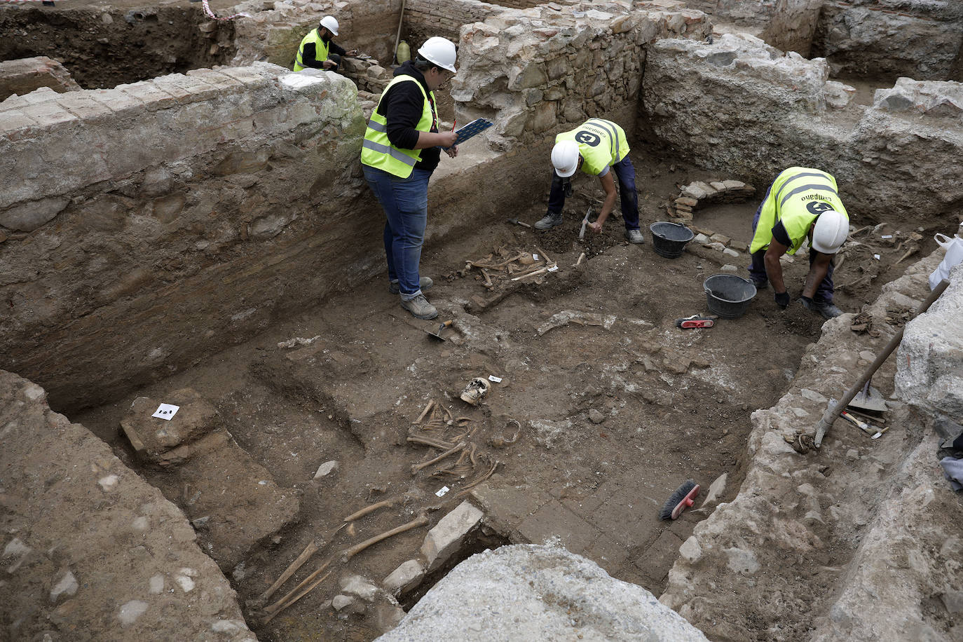 Fotos: Excavaciones arqueológicas en la parcela del Astoria