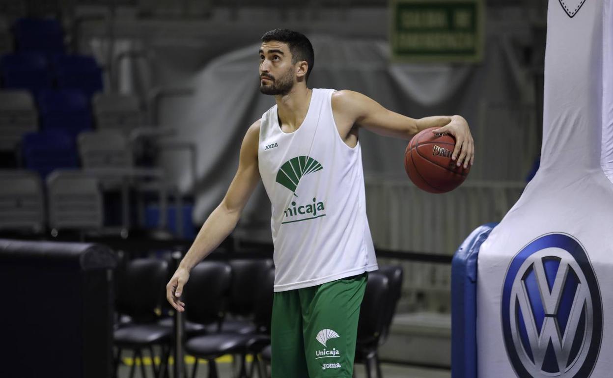 Jaime Fernández, durante un entrenamiento en el Palacio de los Deportes. 