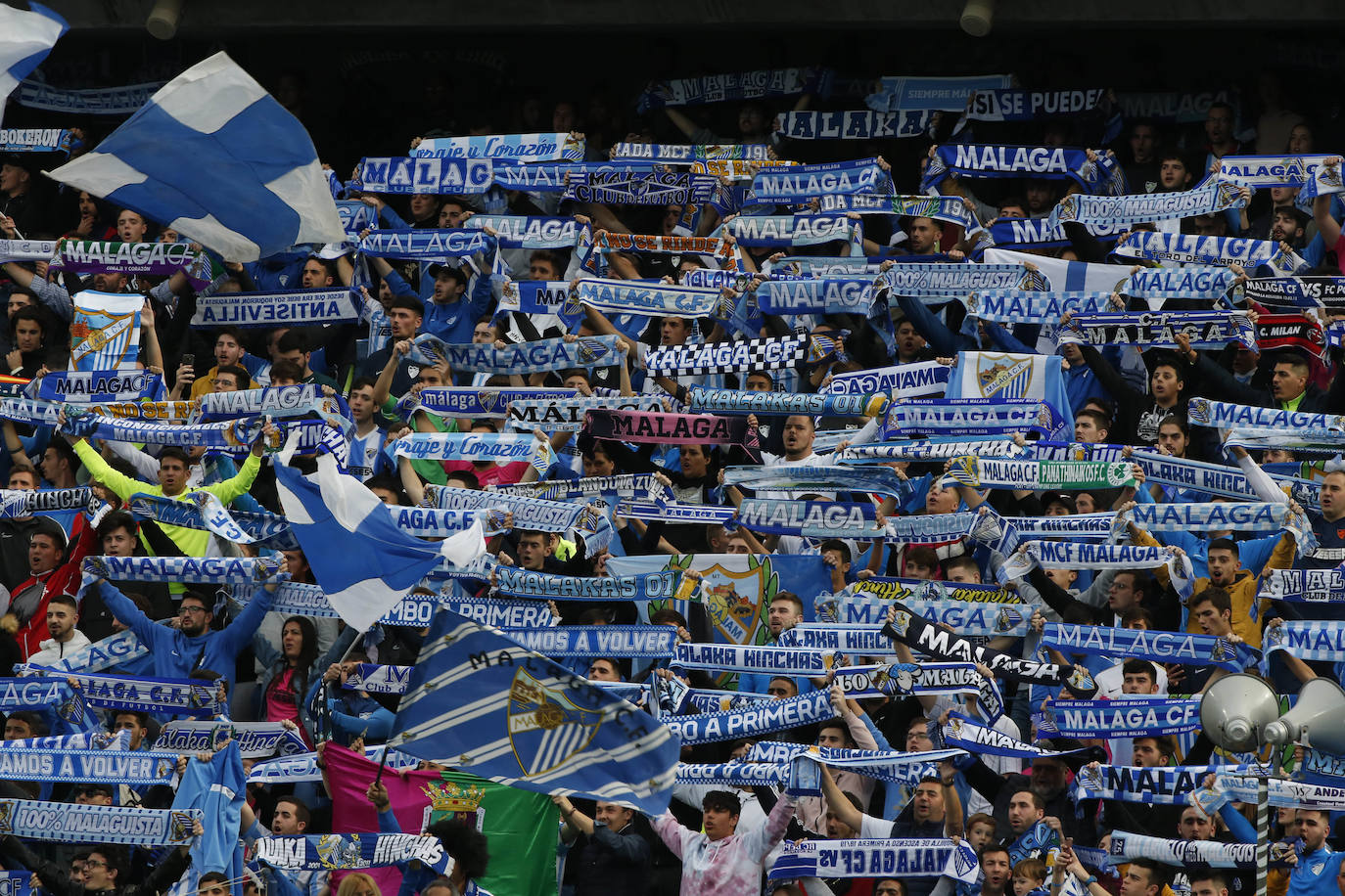 Fotos: El Málaga-Racing, en imágenes