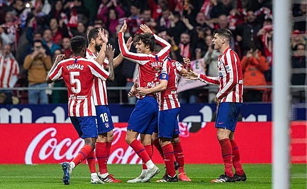 El Atlético sigue de fiesta con remontada incluida