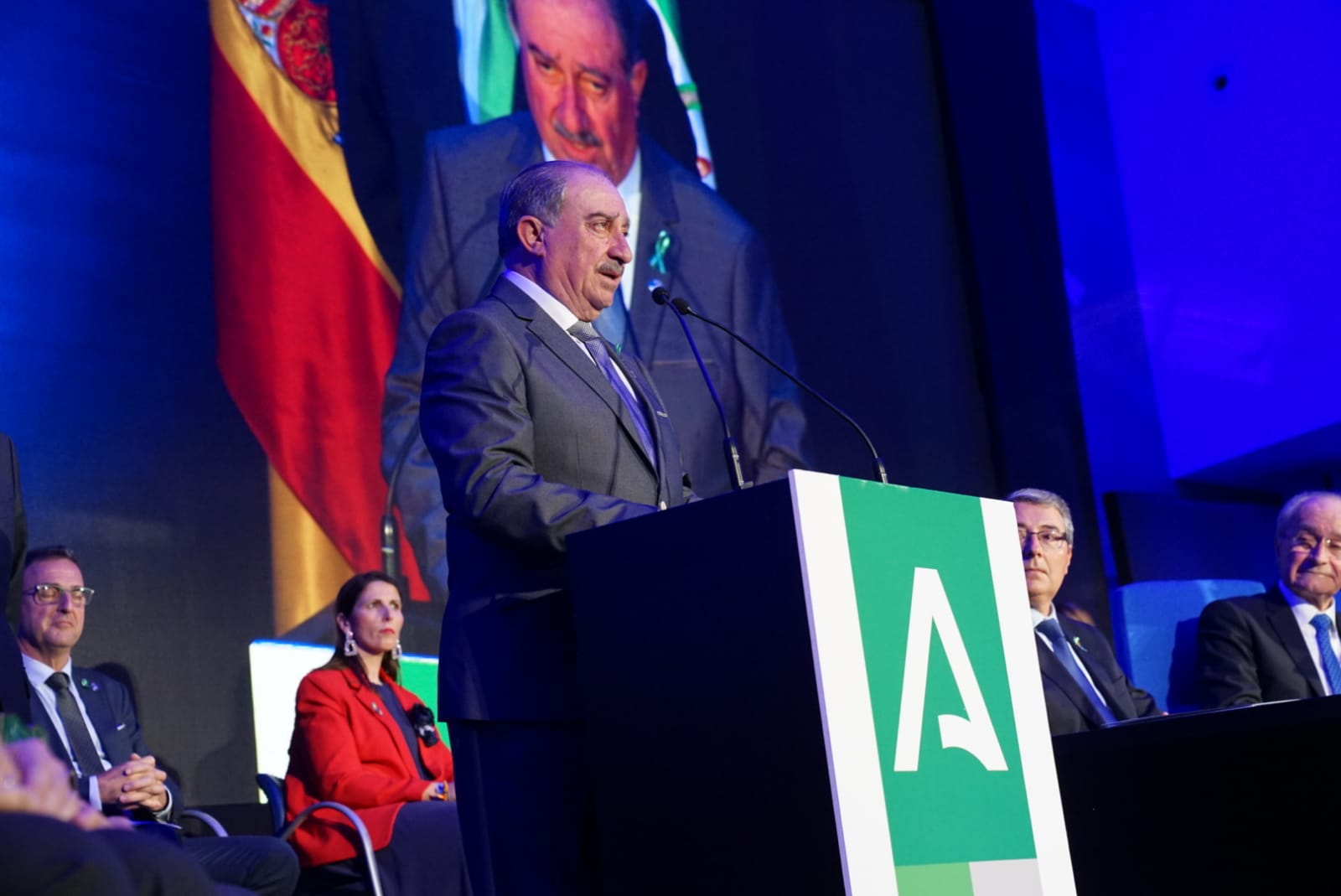 La Junta entrega sus distinciones en Málaga con motivo del Día de Andalucía en un acto entre el reconocimiento y la reivincicación. 