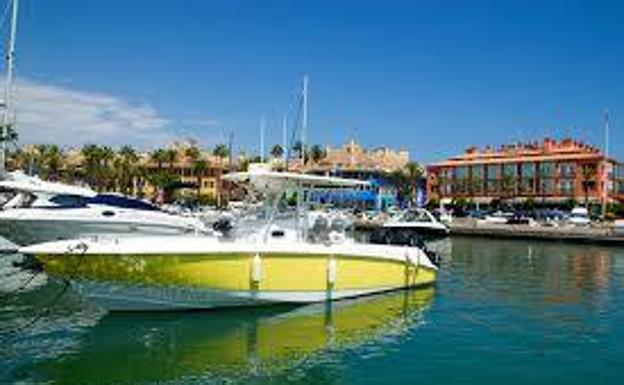  Puerto deportivo de Sotogrande, en San Roque (Cádiz)..