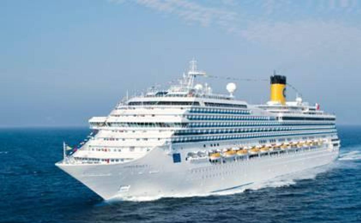 Vista de uno de los barcos de la flota de Costa Cruceros. 