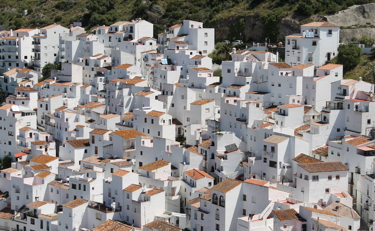 Casares, que vio nacer a Blas Infante, es el punto de partida de este itinerario