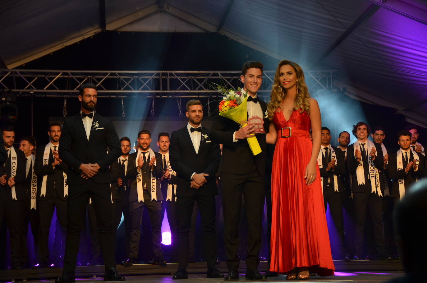 El veleño Alejandro Gil se proclama Míster Provincia de Málaga 2020, por delante del rondeño Francisco Molina, primer finalista, y del yunquerano Fernando de la Torre, segundo finalista.
