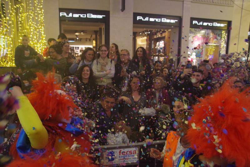 Los disfraces llenaron las calles del Centro Histórico en uno de los días grandes de esta 40 edición de la fiesta