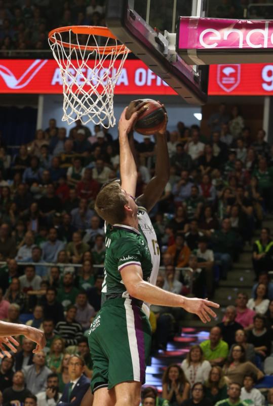 El Carpena revivió una reedición de la final de la Copa del Rey