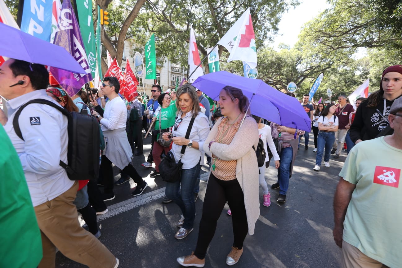 Manifestación en Málaga con motivo de la huelga educativa contra el decreto de escolarización de la Junta de Andalucía