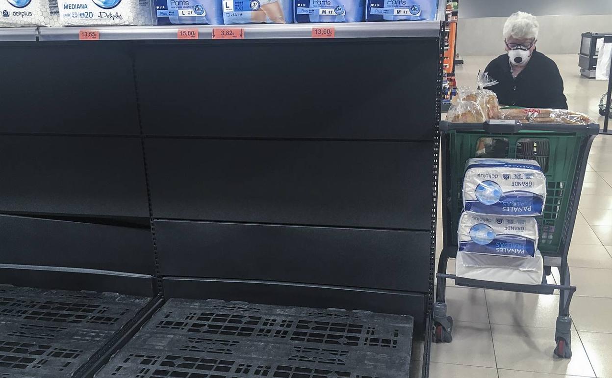 Aumentan las ventas en los supermercados por la incertidumbre sobre el coronavirus