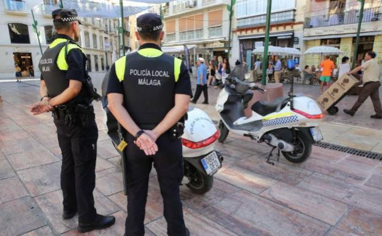 Detienen en Málaga a cuatro personas por hurtos en seis establecimientos en solo una tarde