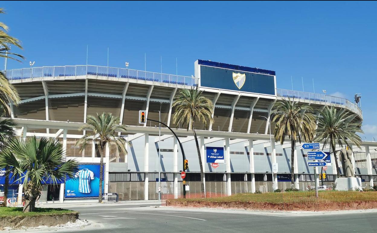 Imagen de La Rosaleda ayer, fecha en la que debía disputarse el Málaga-Huesca a las cuatro de la tarde. 