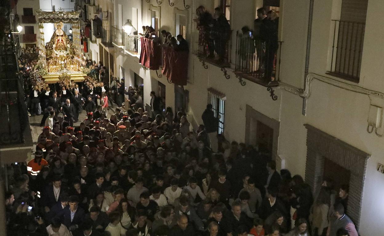 Procesión de la Virgen del Socorro de Antequera, en el momento de 'correr la vega'. 