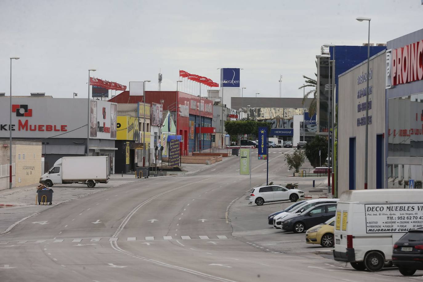 El Polígono El Viso aparece así estos días.