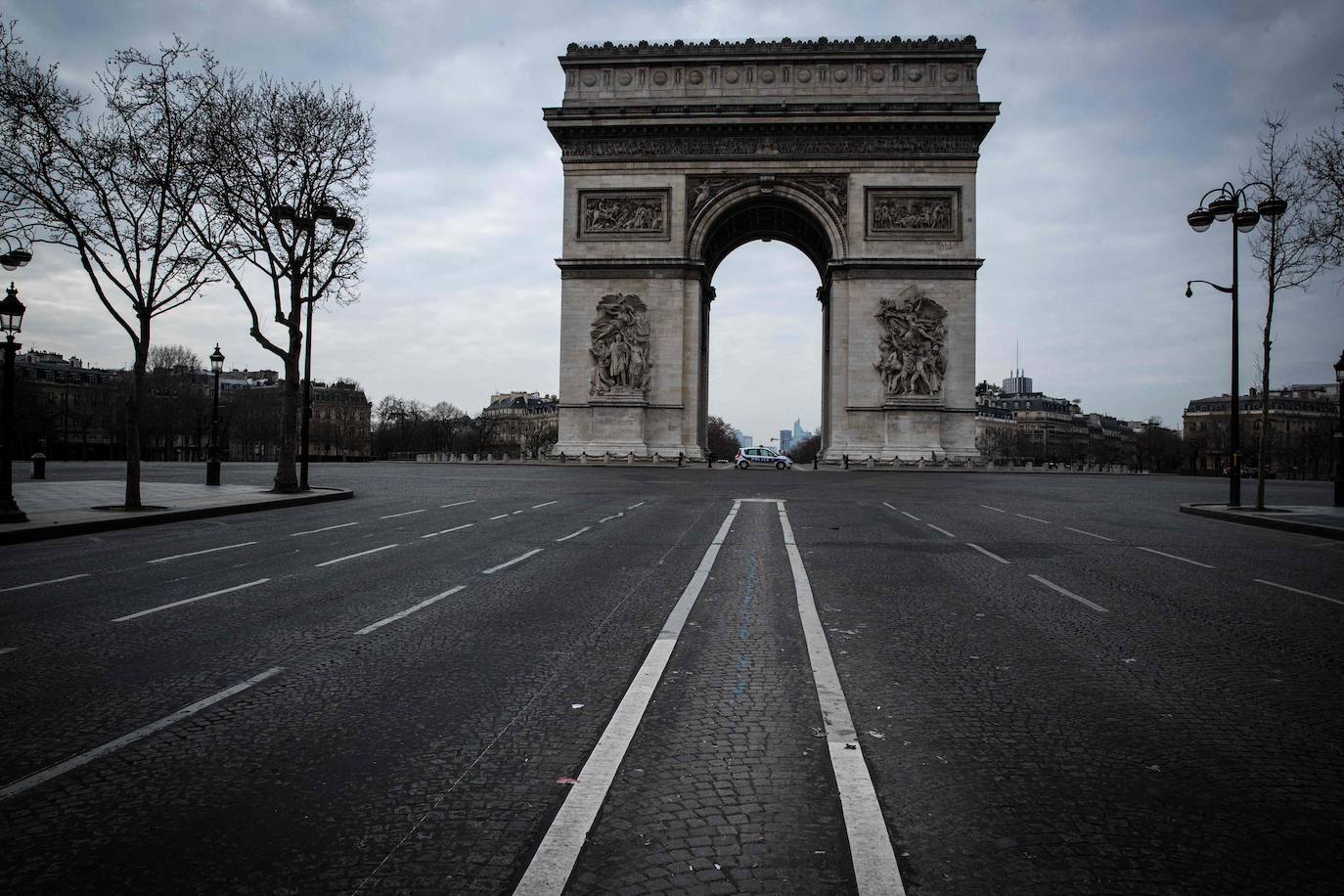 El Arco de Triunfo de París.