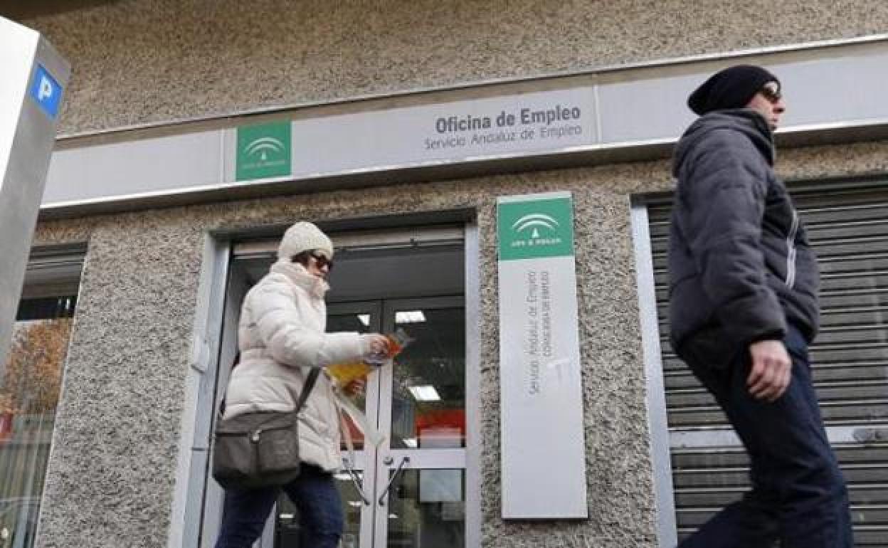La Junta registra 4.330 solicitudes de ERTE en Andalucía tras el estado de alarma por el coronavirus 